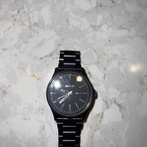 Nixon Black/Black metal watch